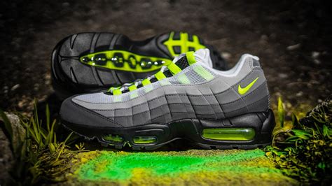 neon groen nike air max|air max 95 releases 2020.